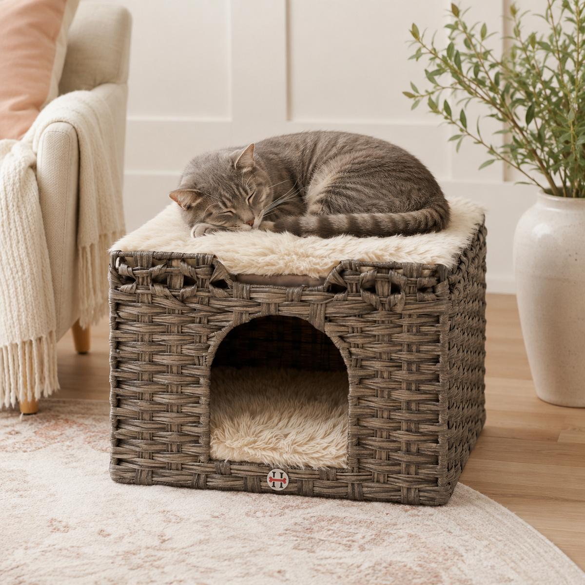 Huntley Pet Cat House | 2 Cushion Bed