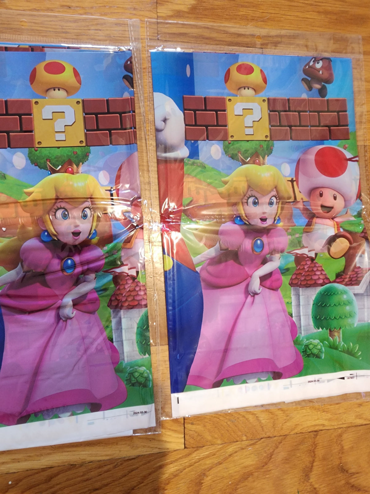4 PCS Mario Birthday | Tablecloths | Napkins